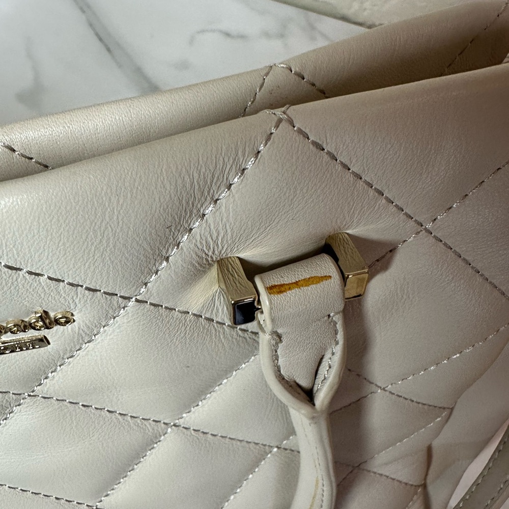 Kate Spade leather bag - Picture 4 of 9